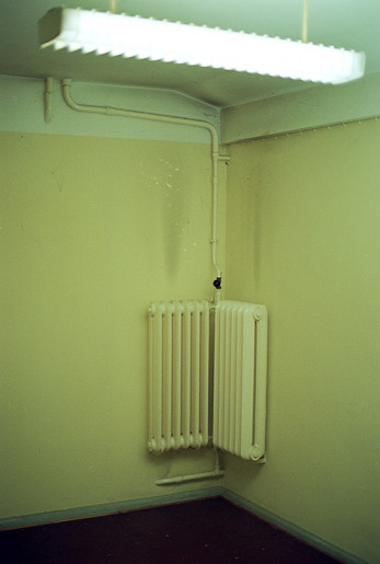 Structures_HeizungsKeller by Götz Holborn